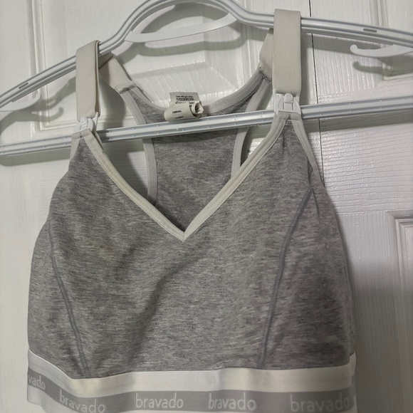 2-in-1 Pumping & Nursing Bra - Picture 1 of 3